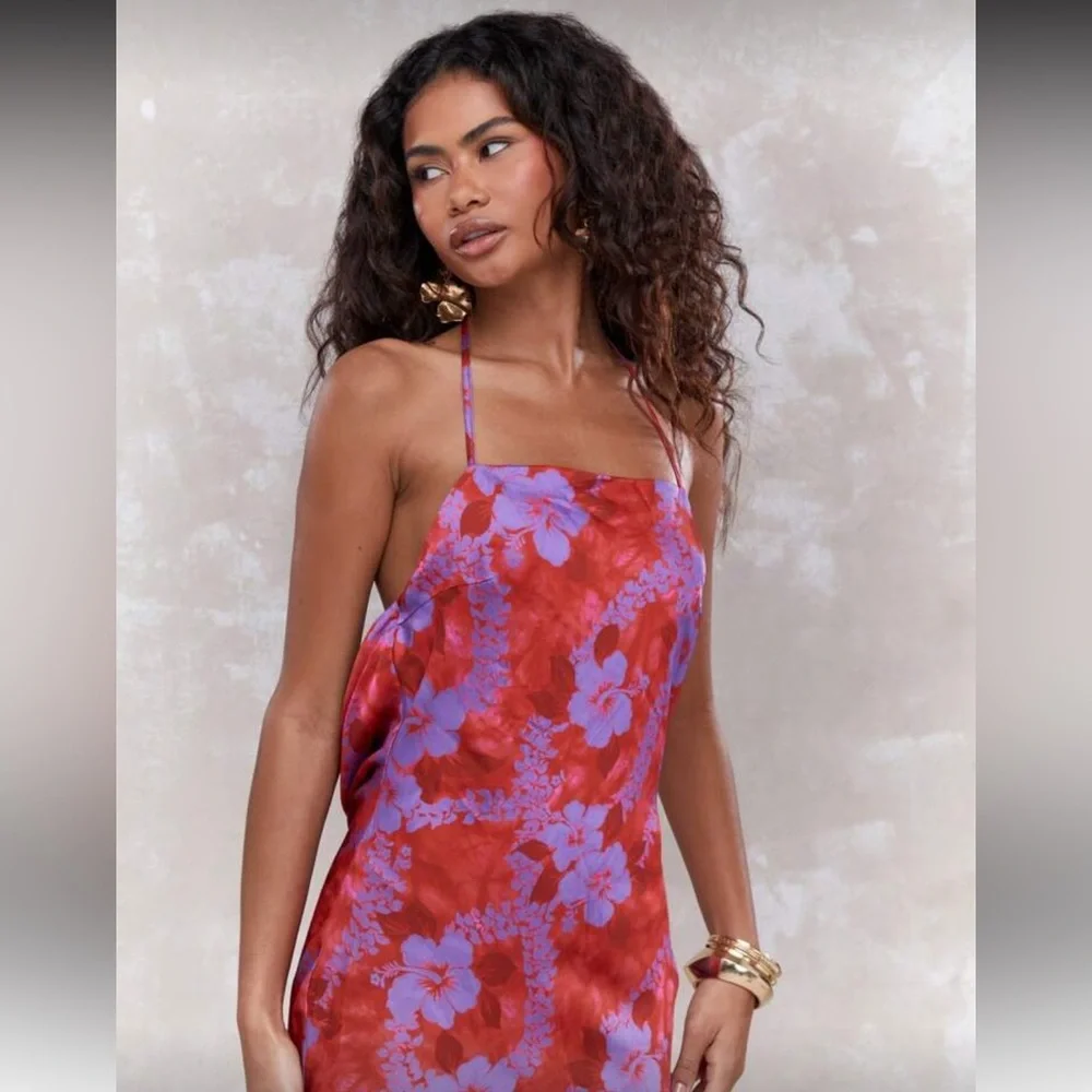 Missguided Tropical Backless Maxi Dress - Picture 3 of 5